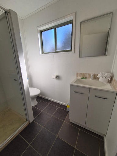 Bathroom 4, Otways Tourist Park, Colac-Otway - South