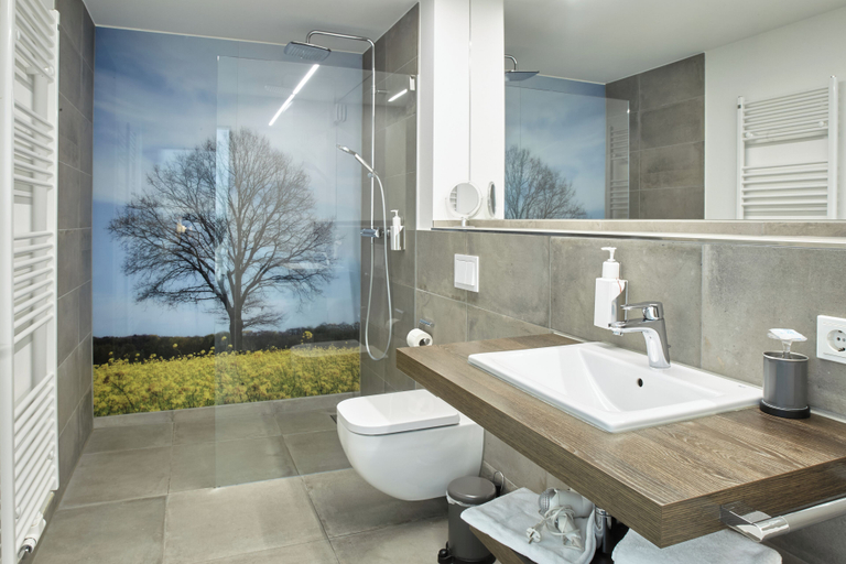 Bathroom 2, City Hotel Bocholt, Borken
