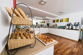 Others 3, Park Inn by Radisson Uno City Vienna, Wien