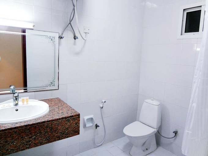 Bathroom 4, Al Jabal Hotel, Salalah