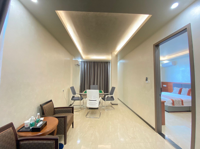 Others 5, Bi An Hotel, Vientiane