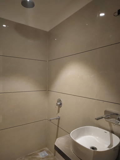 Bathroom 3, Aceotel Premier Srinivasa, Ujjain, Ujjain