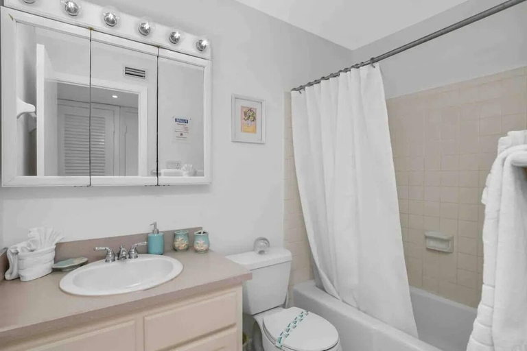 Interior 4, Coastal Paradise, Collier