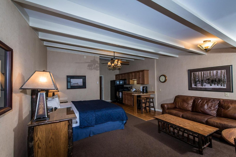 Others 4, Windjammer Lodge, Saint Lawrence