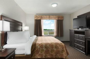 Others 5, Coast Weyburn Hotel, Division No. 2