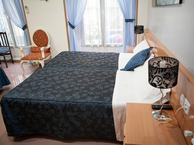 Bedroom 4, Hostal del Pez Azul, Madrid