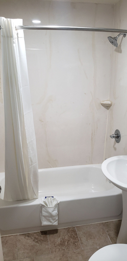Bathroom 5, Regency Inn, Prentiss