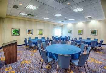 Others 3, Courtyard by Marriott Fargo Moorhead, MN, Clay