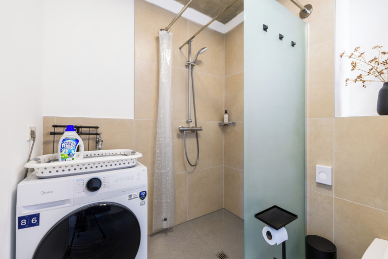 Bathroom 3, Svyvo Cologne - Serviced Apartments Ehrenfeld, Köln