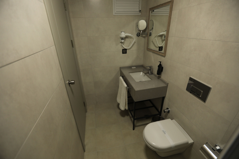 Bathroom 3, KARAKOÇ HOTEL, Merkez