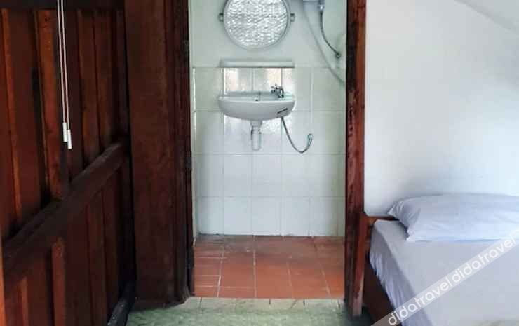 Others 4, Riverview Bungalows & GH, Ngoi