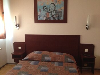 Others 3, Enzo Hotels Bulgneville, Vosges