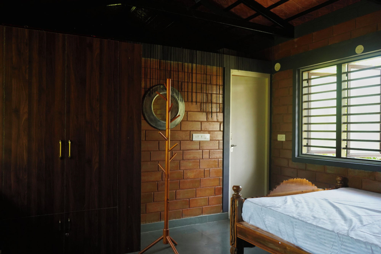 Room 4, Laze Daze, Krishnagiri