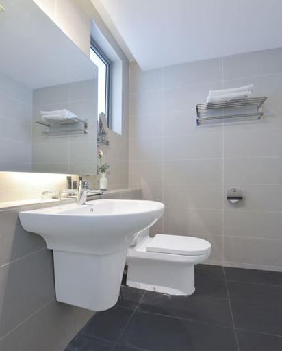 Bathroom 5, Hotel O Palette Bukit Bintang Formerly Suasana Suites, Kuala Lumpur