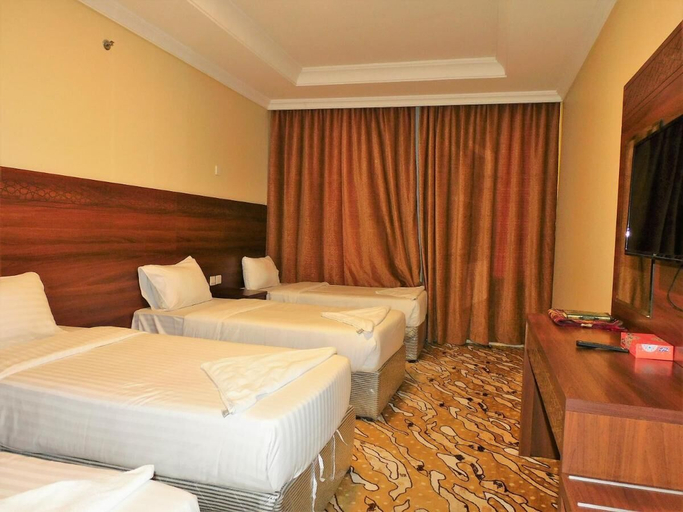 Bedroom 2, Wahdat Khair Hotel, Makkah