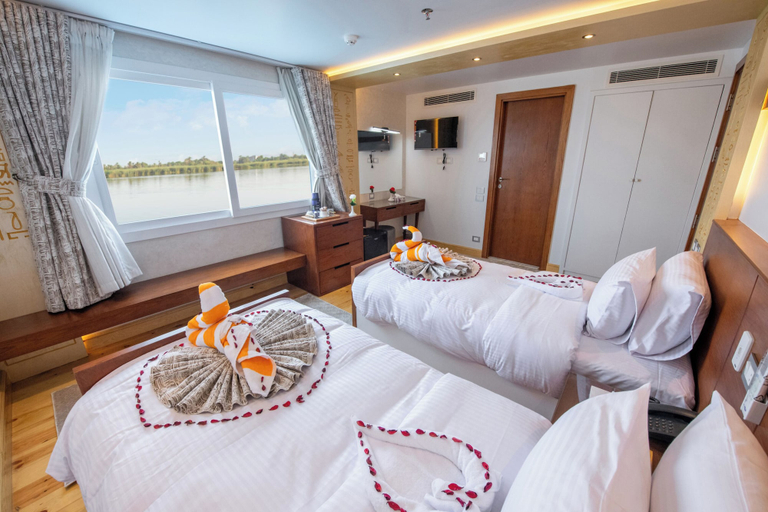 Room 3, Dahabiya Azhar II Luxury Cruise, Aswan