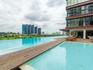 Other 2, Luxury Metropole Riverside Apartment, District 2