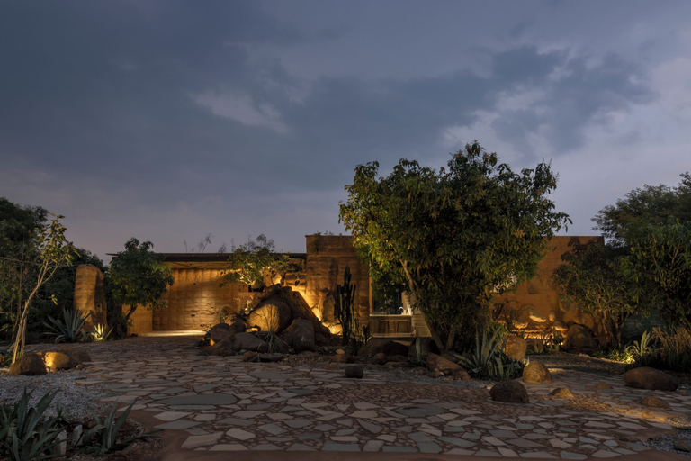 Property grounds, Flintstone, Krishnagiri
