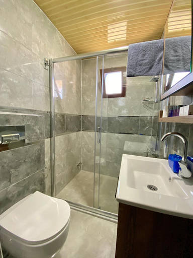Bathroom 4, Hıdırlık Aparts, Antalya