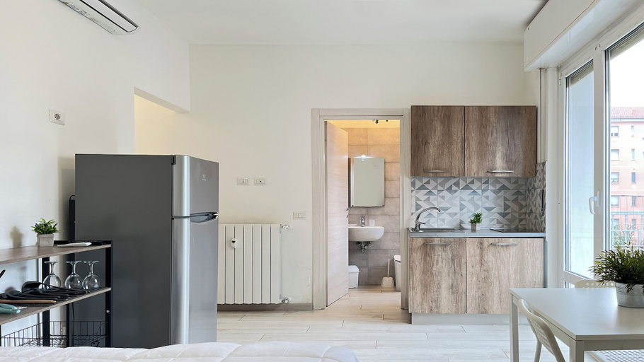 Private kitchen 5, Monfalcone Milano, Milano