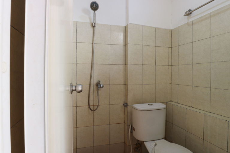 Bathroom 3, Margonda Residence 2 Apartment , Depok