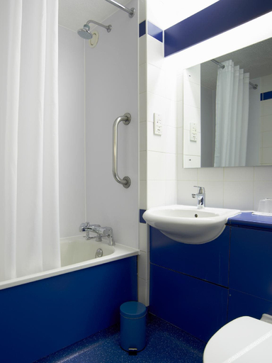 Bathroom 3, Travelodge Middlewich, Cheshire West and Chester