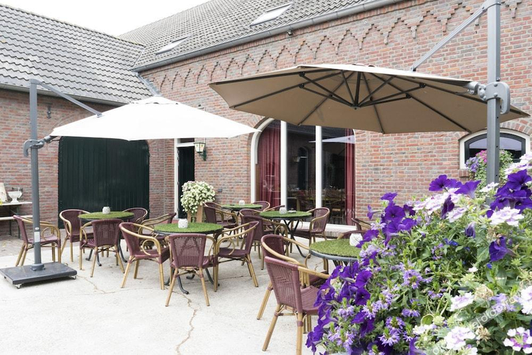 Others 4, Hotel Herberg de Lindehoeve, Horst aan de Maas