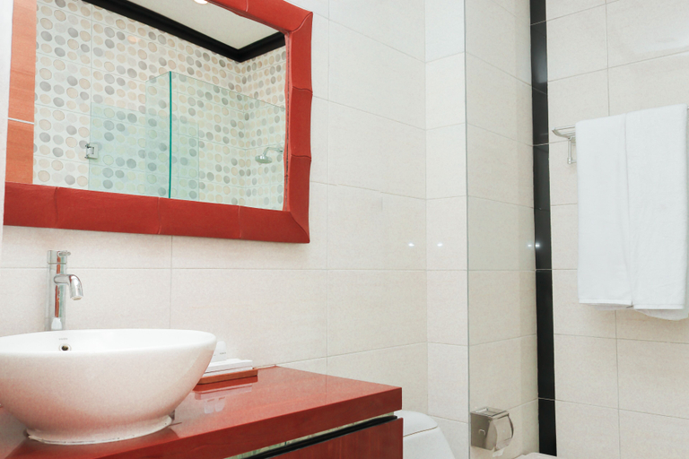 Bathroom, Legian Villas, Badung