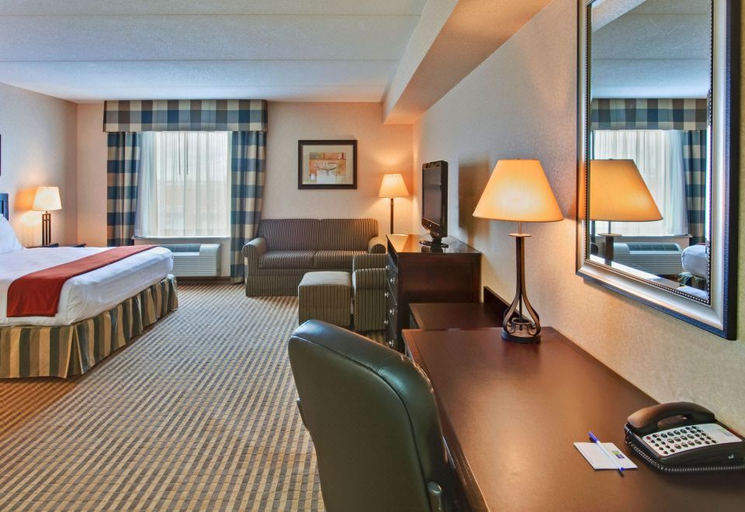 Bedroom 2, Newmarket Hotel and Suites, York