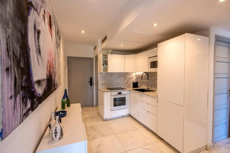 Private kitchen 4, Hivernage Luxury 2BR  Parking, Marrakech