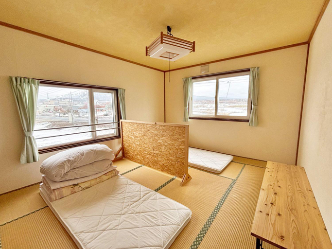 Bedroom 2, Rishiri Greenhill Inn, Rishirifuji