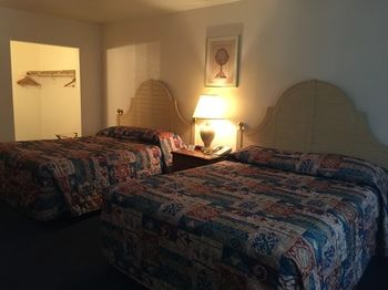Guestroom 5, Saddle West Hotel and Casino and RV Park, Nye