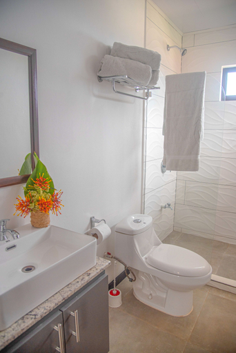 Bathroom 3, Canavida Villas & Resort, Osa