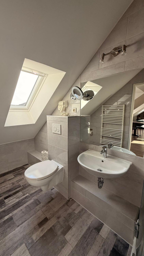 Bathroom 5, Casino Hotel Hamm, Hamm