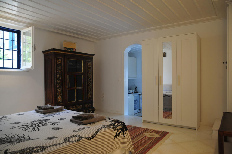 Bedroom 2, Villa Sunset Hydra, Attica