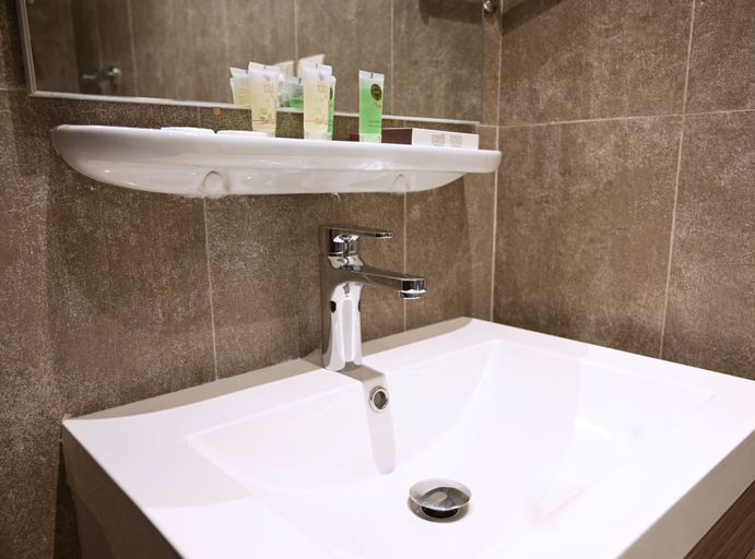 Bathroom 5, Sela Hotel, Al Madinah Al Munawwarah