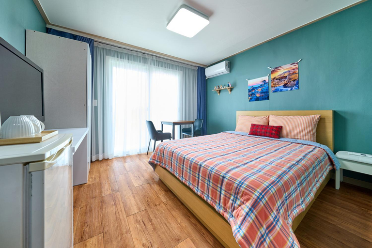 Bedroom, Naksanstay, Yangyang
