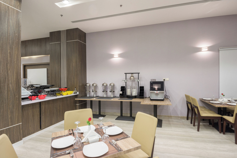 Food & Drinks 5, Enala AlKhobar Hotel, Al Khobar