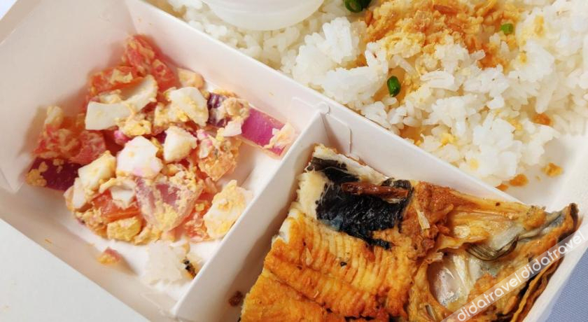 Food & Drinks 4, RedDoorz @ Walk Inn Hotel, Manila City