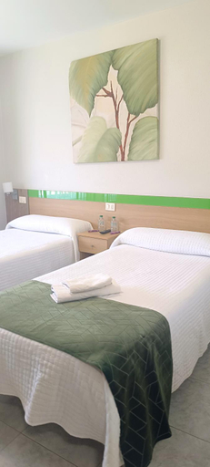Bedroom 3, Pension Casa Curro, Lugo