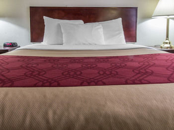 Others 5, Howard Johnson by Wyndham Thunder Bay, Thunder Bay