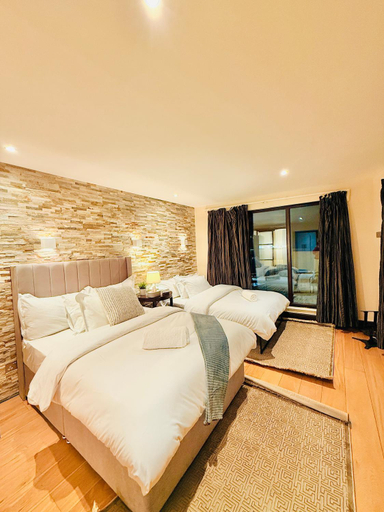 Bedroom 3, Tower Bridge Apartments, London