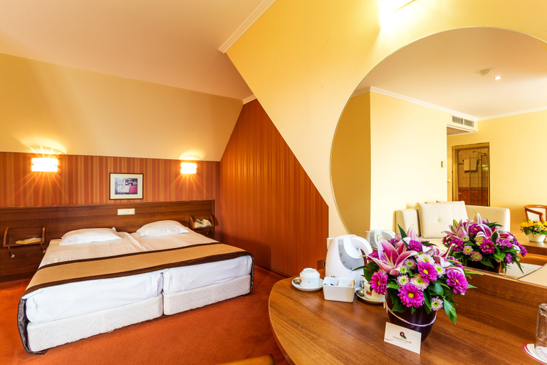 Bedroom 3, Saint George hotel & Spa, Pomorie