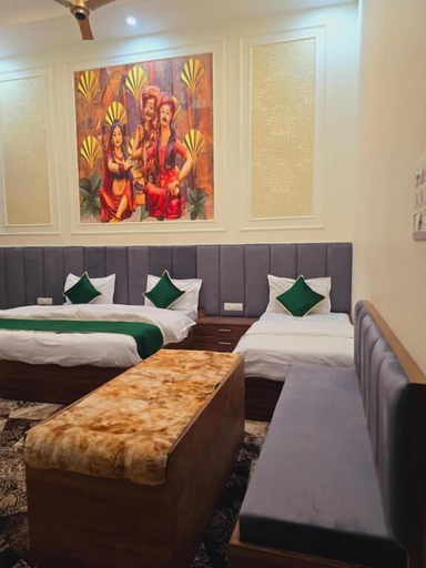 Room 5, Hotel Marina, Meerut