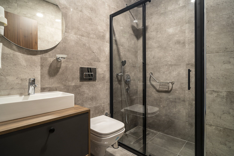 Bathroom 5, Gorukle Alpas Yasam Hotel, Nilüfer