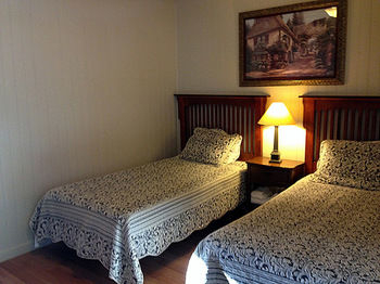 Others 4, Merland Park Cottages and Motel, Lake Ontario