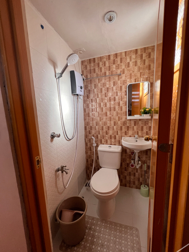 Bathroom 2, JMCL RESIDENCES, Tacloban City