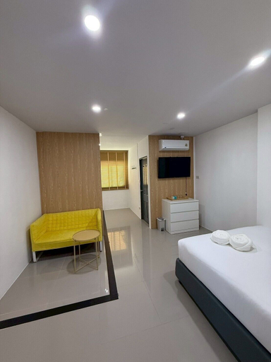 Room 3, I Am Daily Mansion, Pluak Daeng