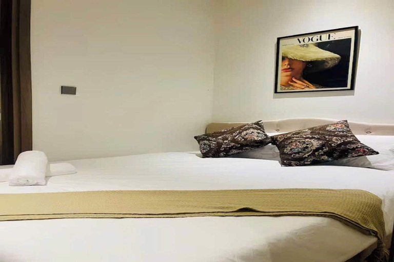 Room 4, Zenith Luxstay The Marq Suite Residence, District 3