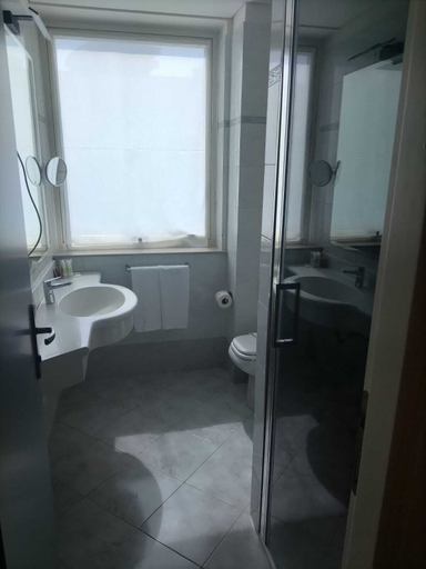 Bathroom 5, Baia Flaminia, Pesaro E Urbino